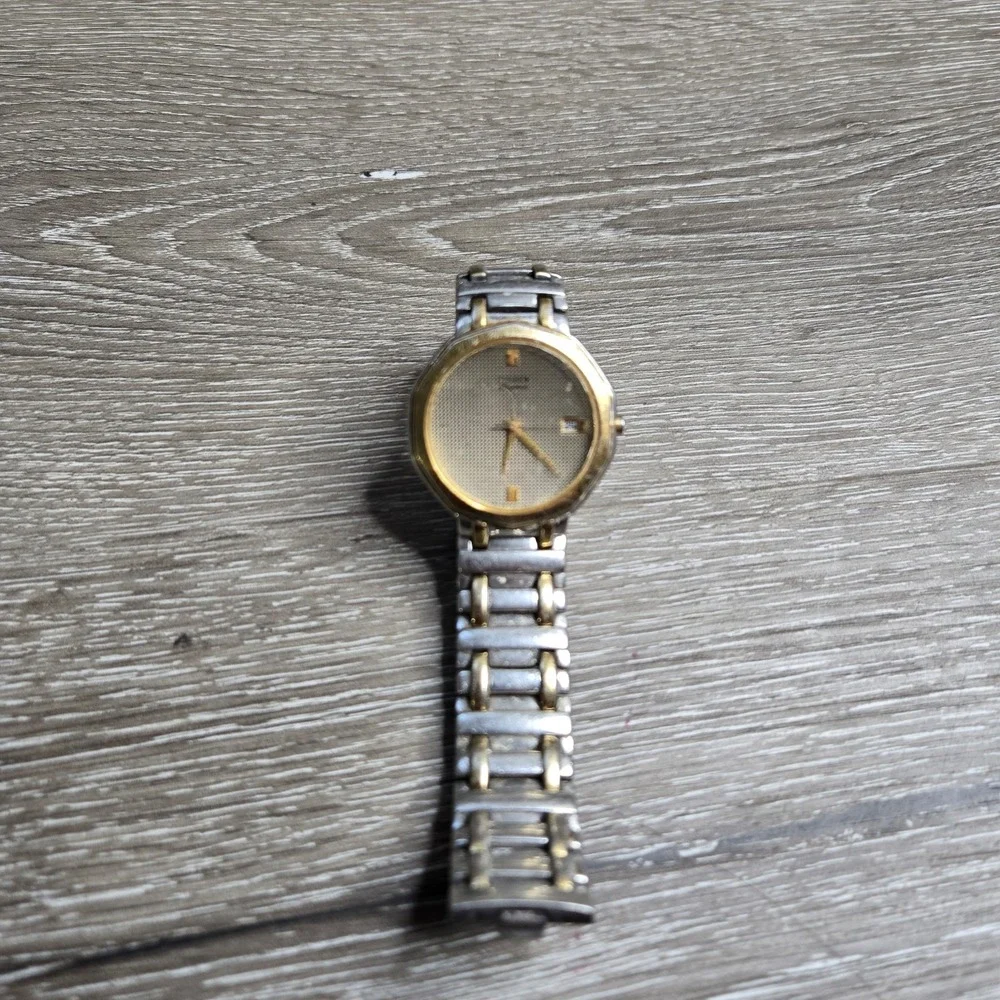 Vintage Citizen Quartz Women's Watch Gold Dial Two Tone Stainless St GN-S Japan